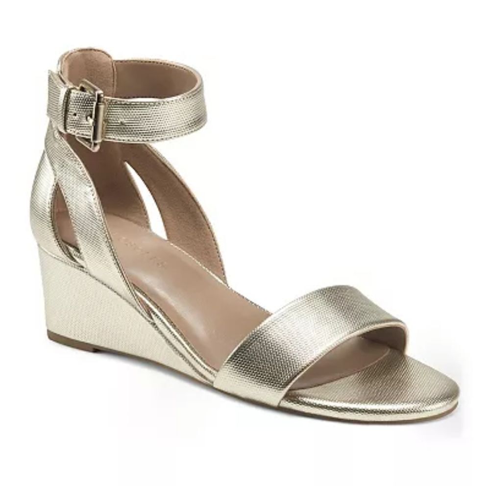 New Aerosoles Willow Brook Women's Metallic Wedge Gold Strap buckle Sandals 5.5